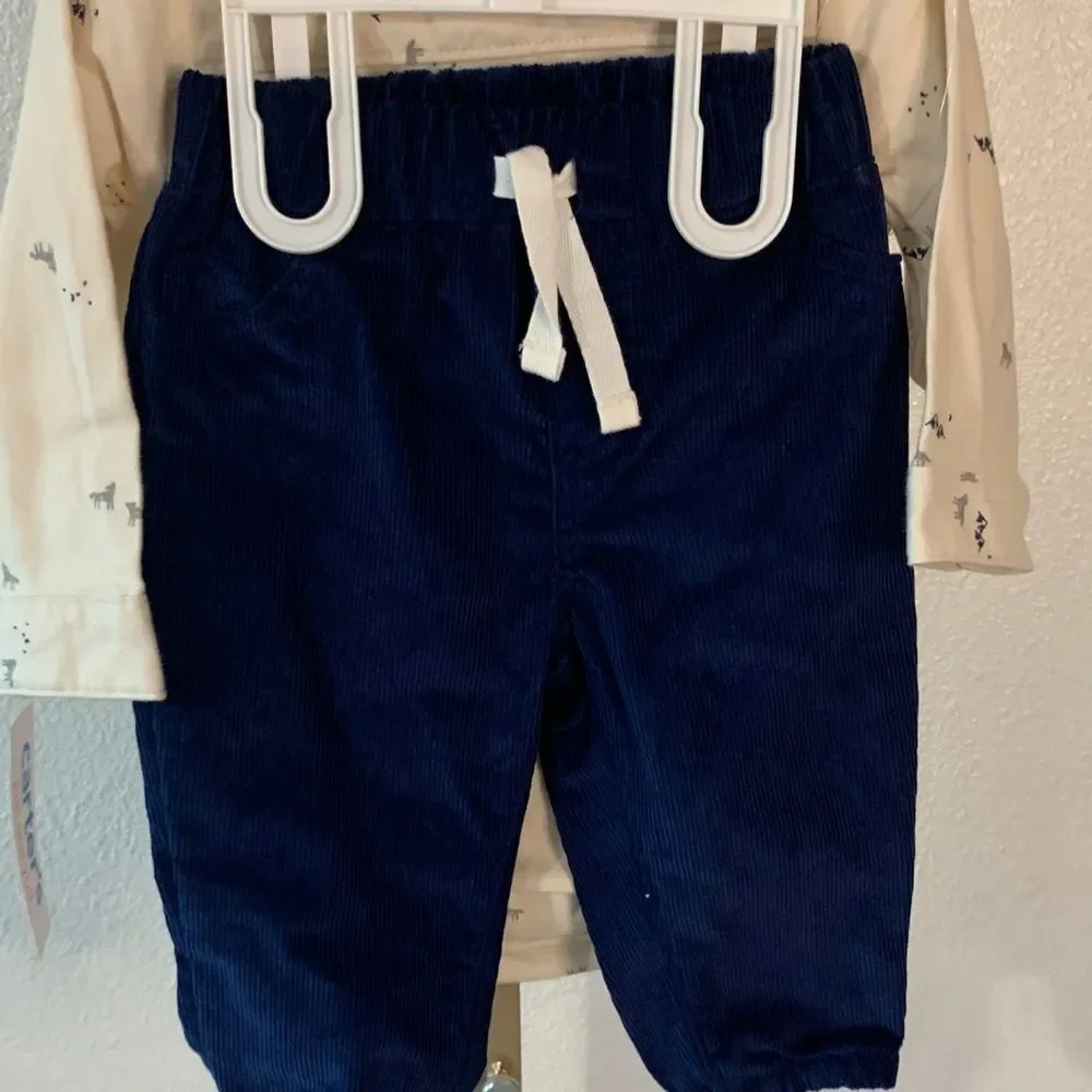 Carter's Cream and Navy wolves Onesie set- 9months